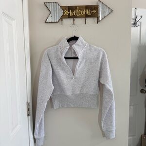 Skims Gray Quarter-Zip Cropped Women's Top Size medium